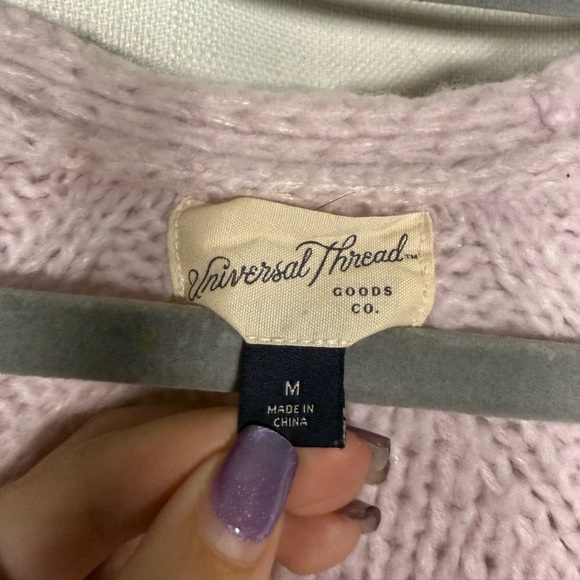 Universal Thread Lilac Lavender Knit V Neck Overaized Sweater Medium - Picture 6 of 8